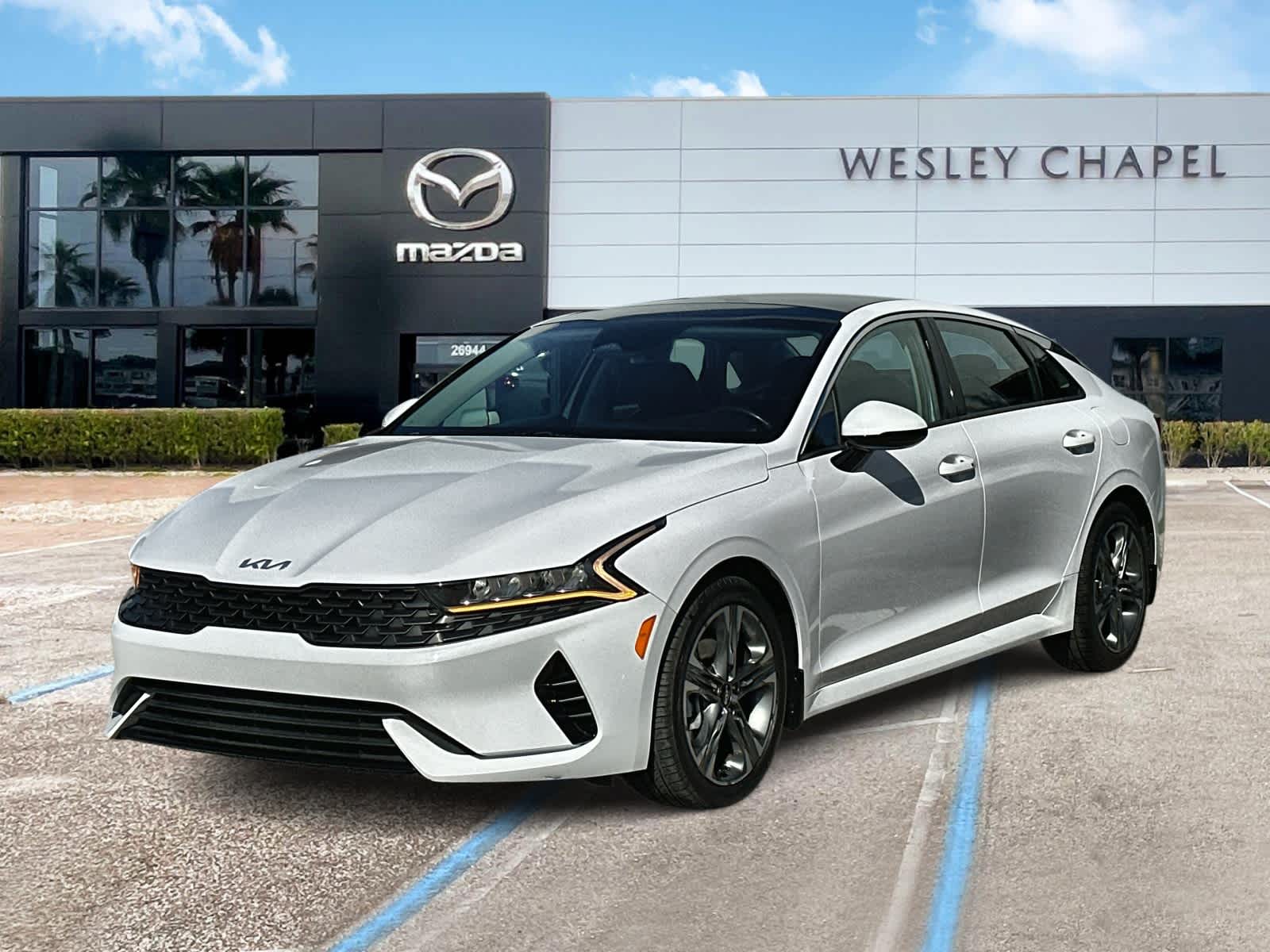 Thumbnail: 2022 Kia K5 - 1