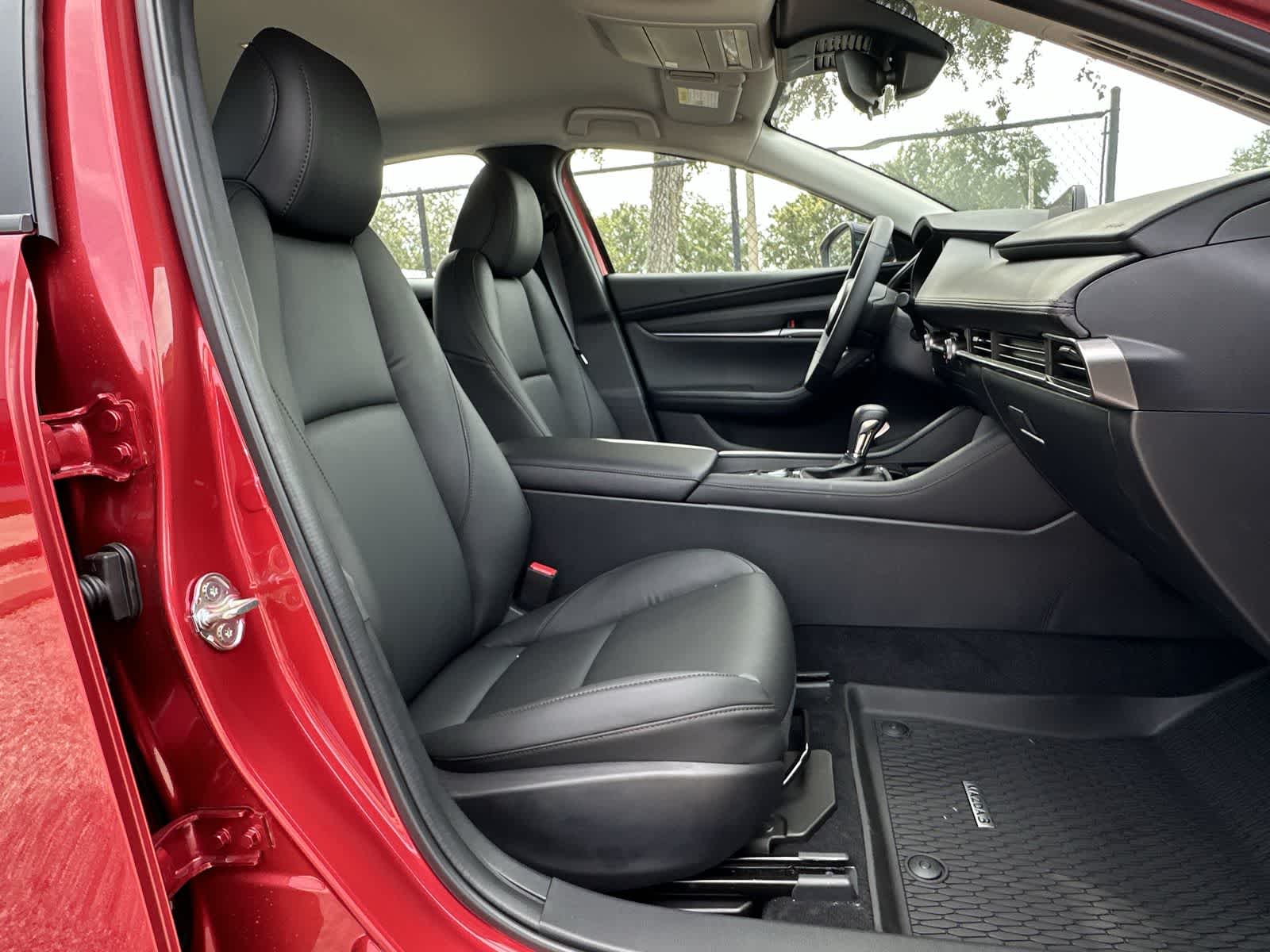Thumbnail: 2025 Mazda Mazda3 - 14