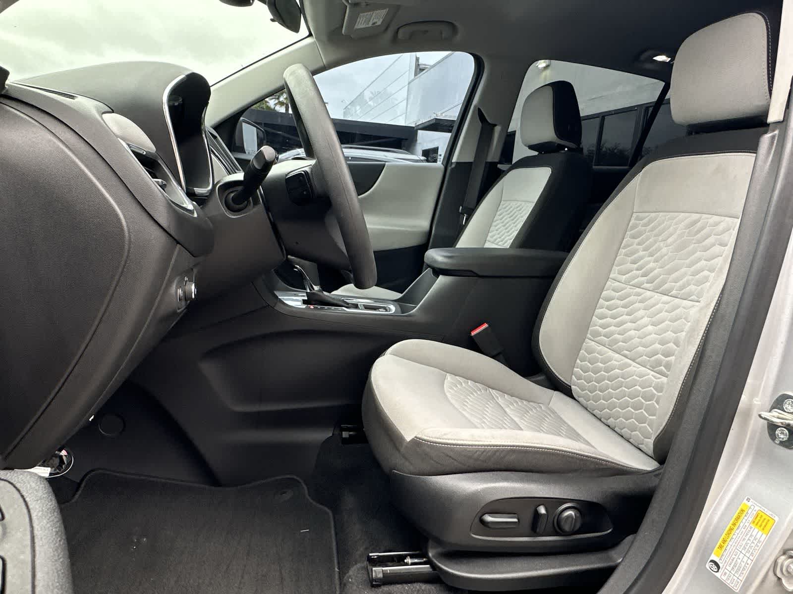 Thumbnail: 2020 Chevrolet Equinox - 11