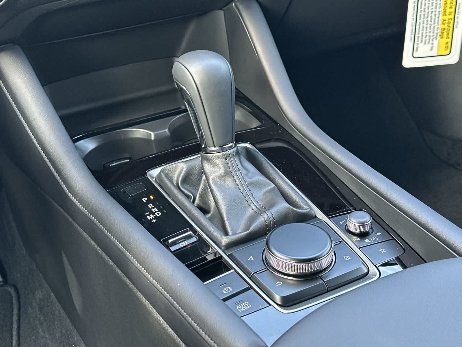 Thumbnail: 2025 Mazda Mazda3 - 17