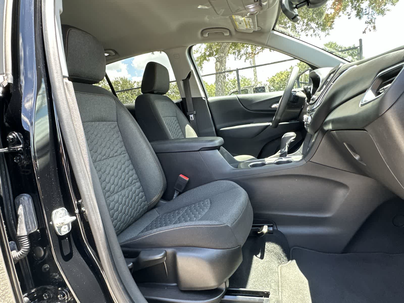 Thumbnail: 2021 Chevrolet Equinox - 14