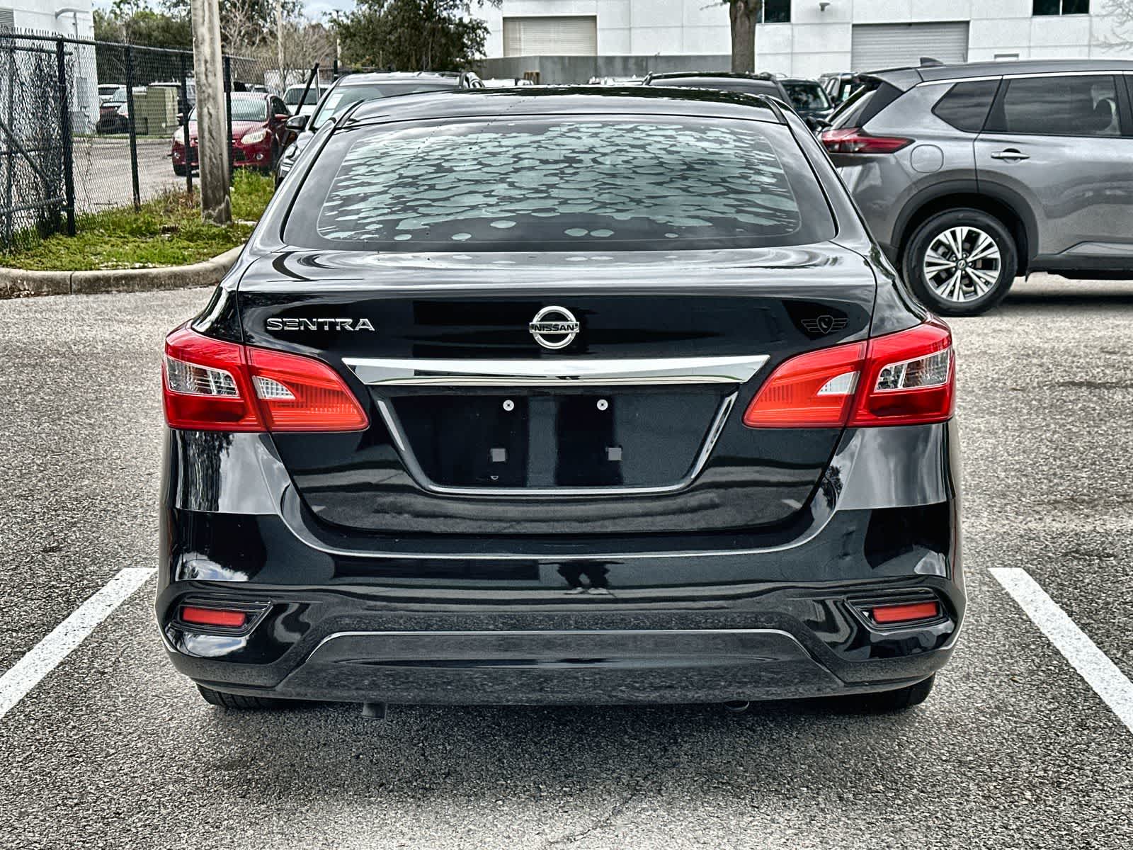 Thumbnail: 2019 Nissan Sentra - 5
