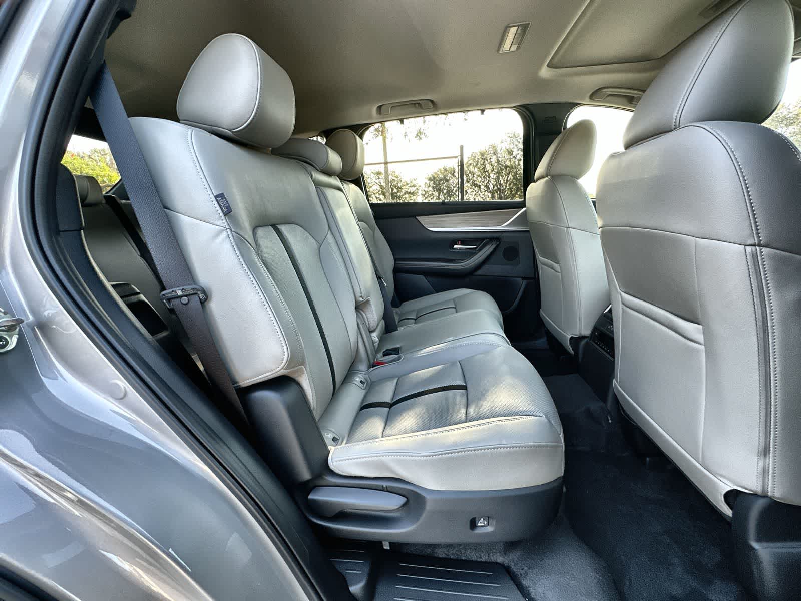 Thumbnail: 2026 Mazda CX-90 - 19