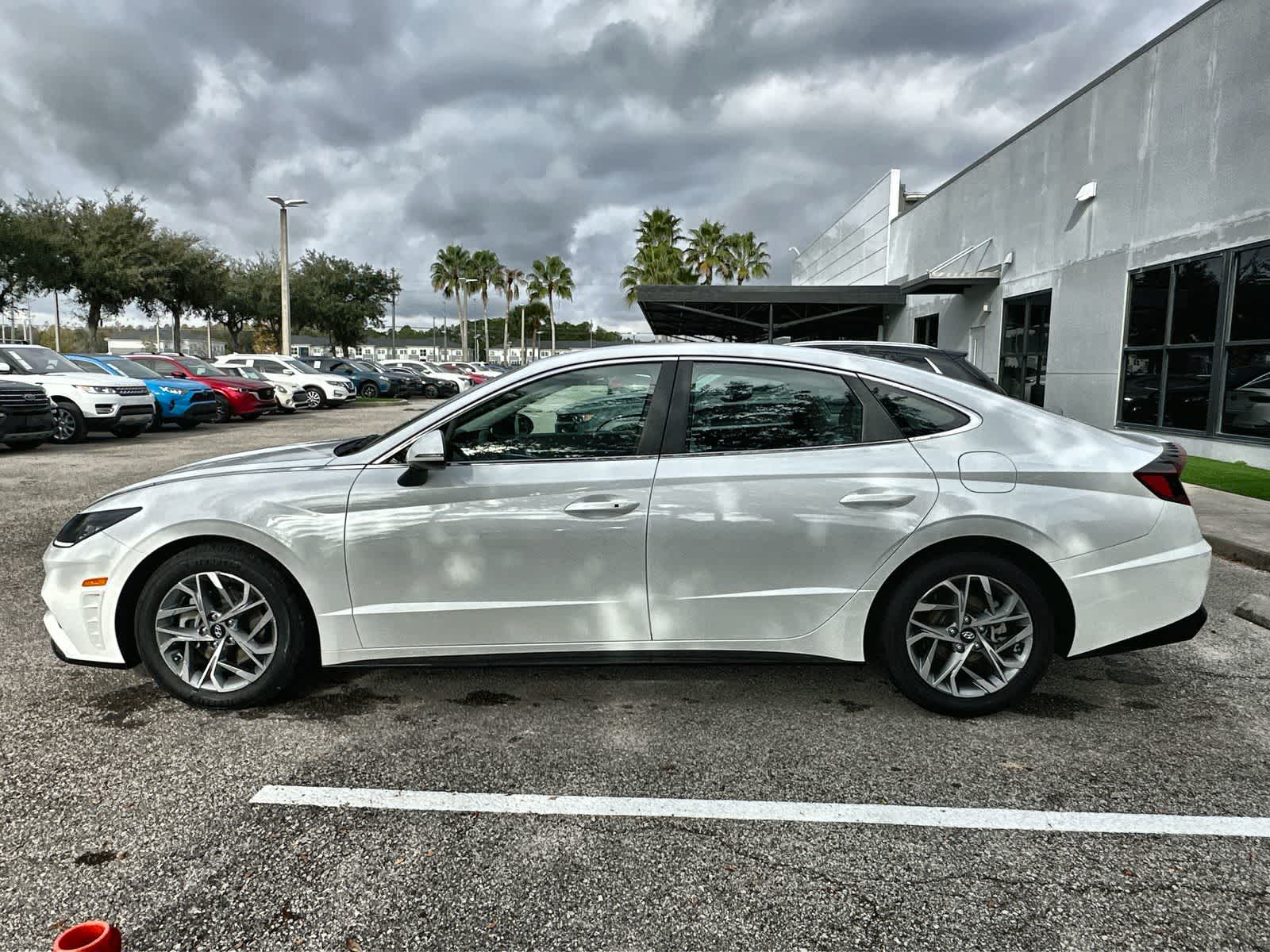 Thumbnail: 2020 Hyundai Sonata - 3