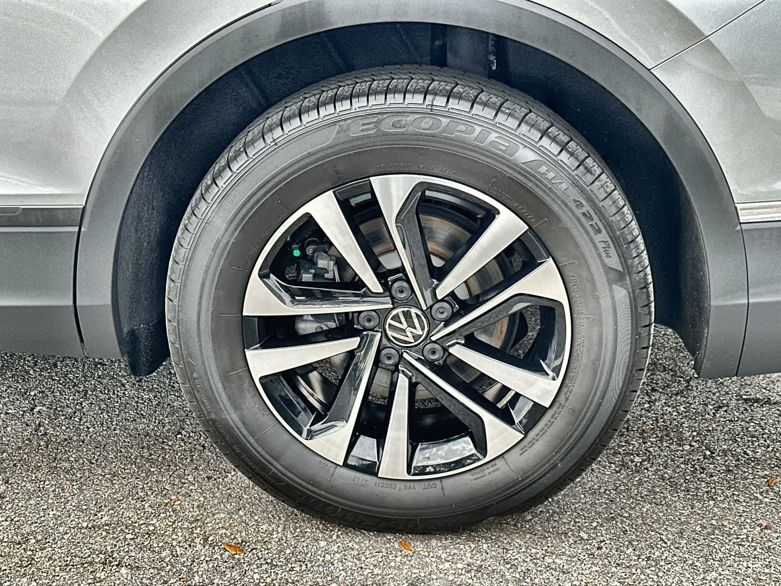 Thumbnail: 2024 Volkswagen Tiguan - 8