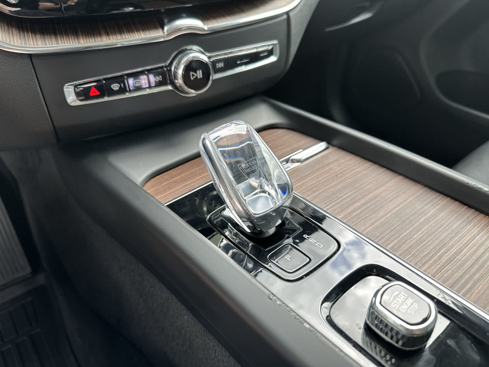 Thumbnail: 2023 Volvo XC60 - 22