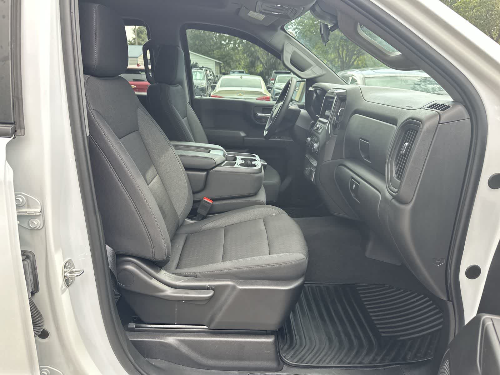 2024 Chevrolet Silverado 1500 Custom Trail Boss 14