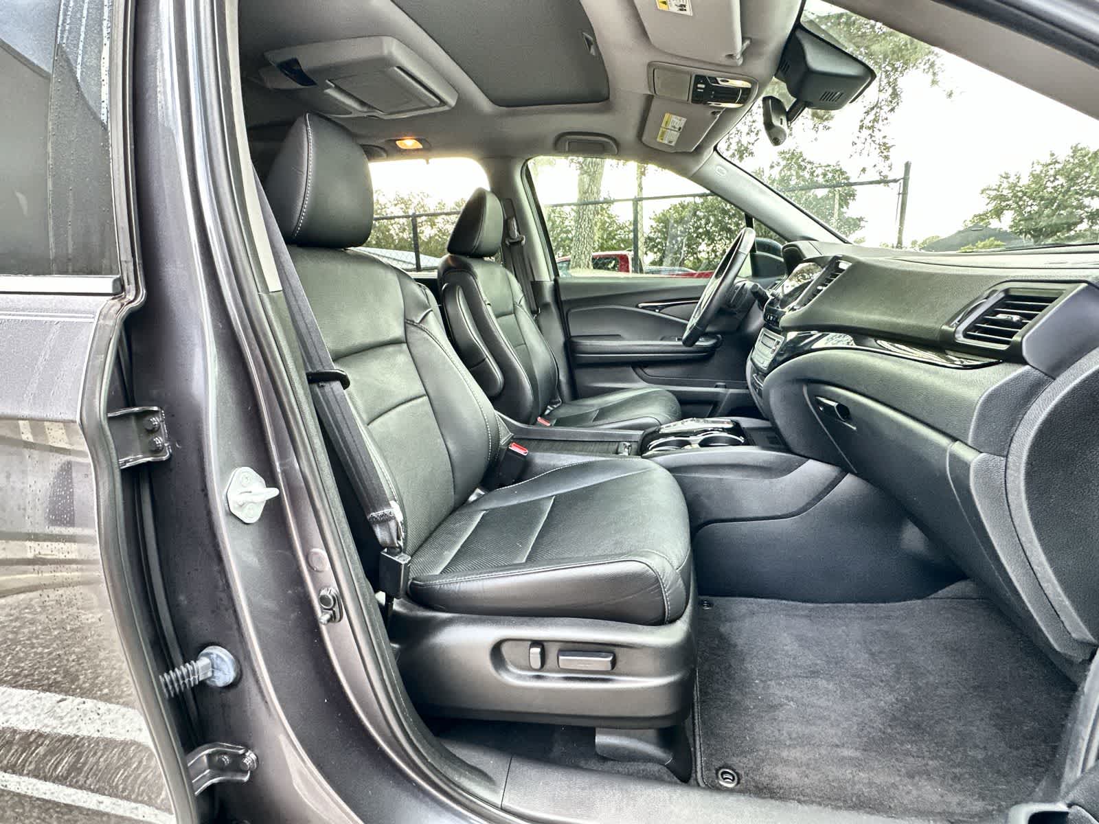 Thumbnail: 2021 Honda Pilot - 14