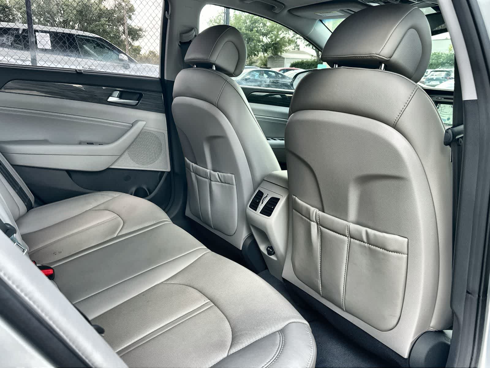 Thumbnail: 2015 Hyundai Sonata - 18