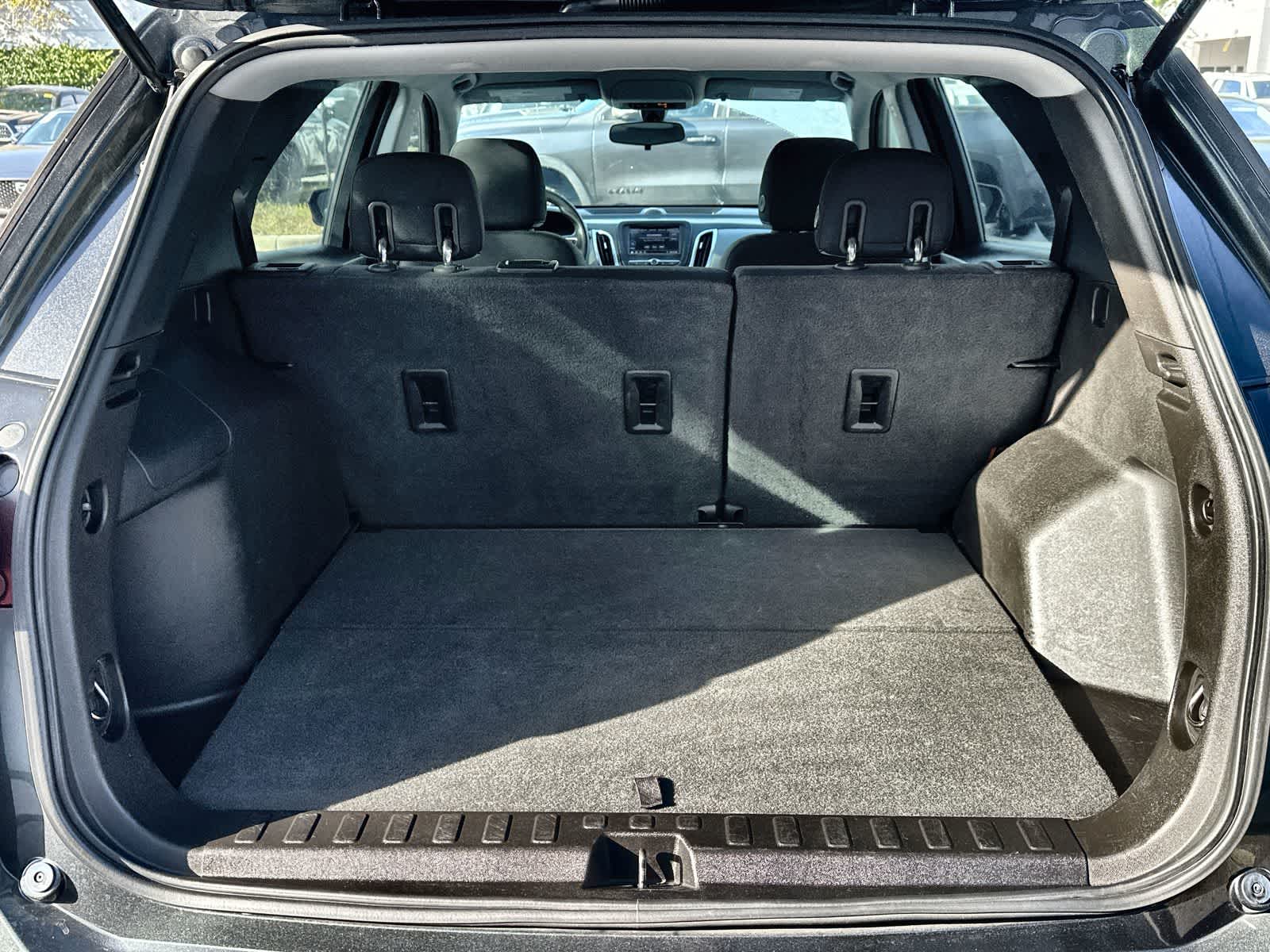 Thumbnail: 2019 Chevrolet Equinox - 17