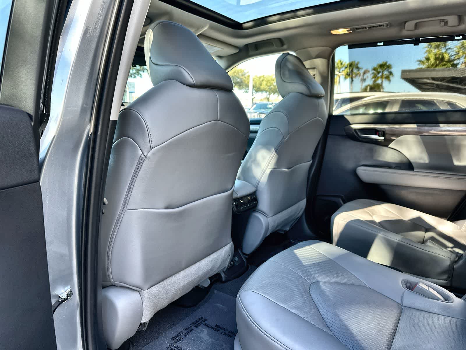 Thumbnail: 2021 Toyota Highlander - 12