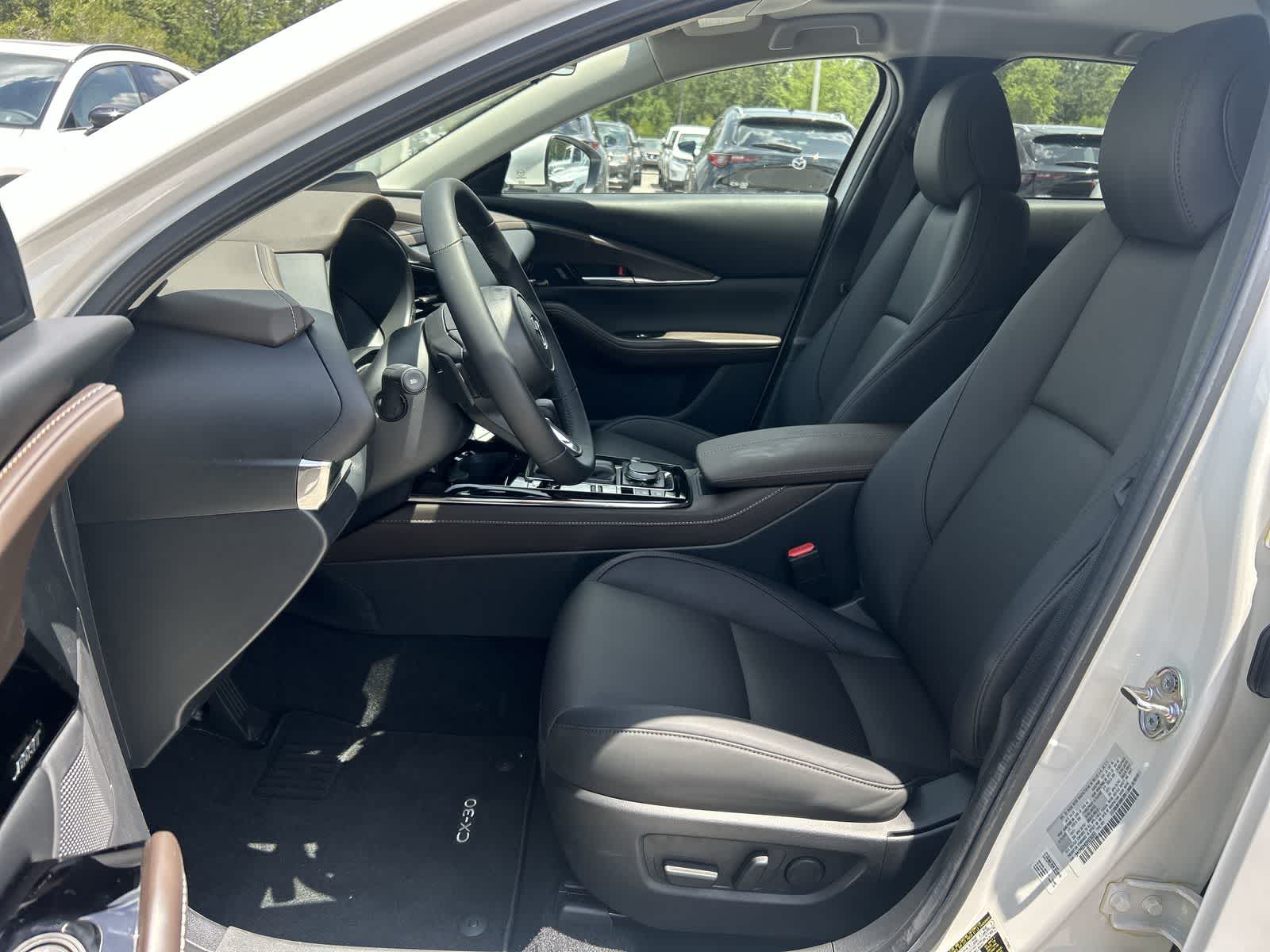 2025 Mazda CX-30 Premium 11