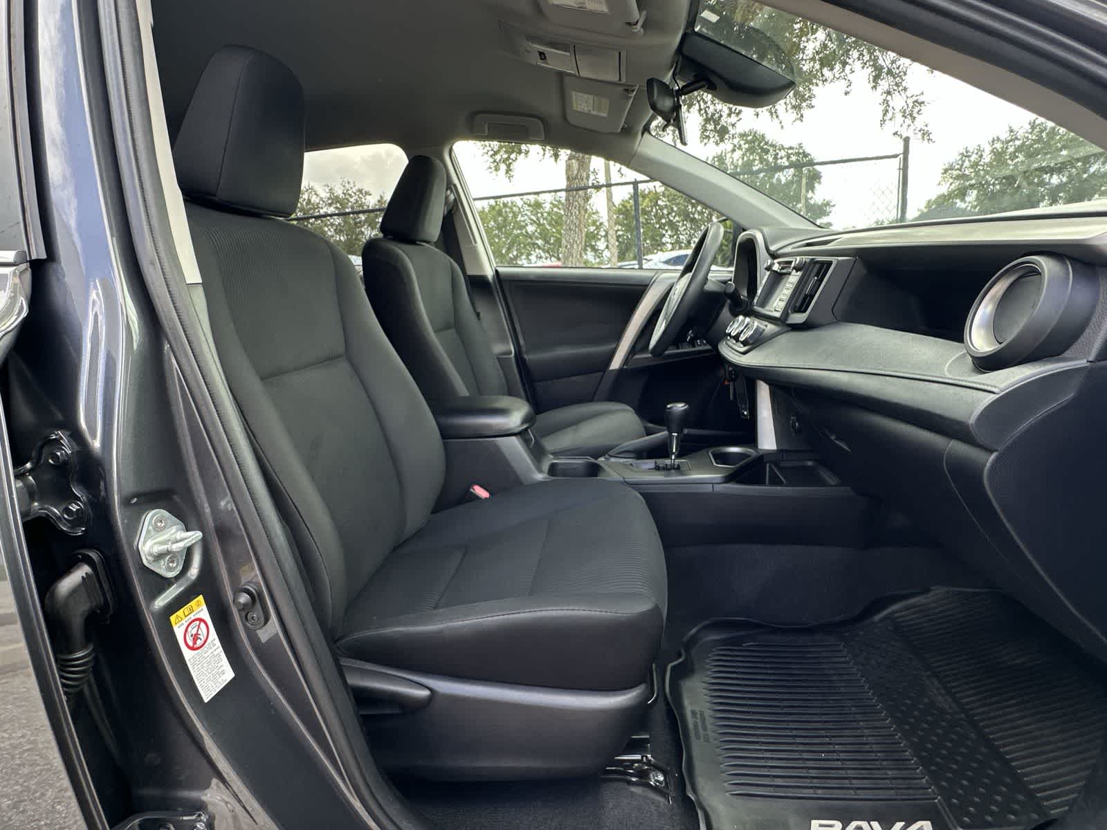Thumbnail: 2017 Toyota RAV4 - 14
