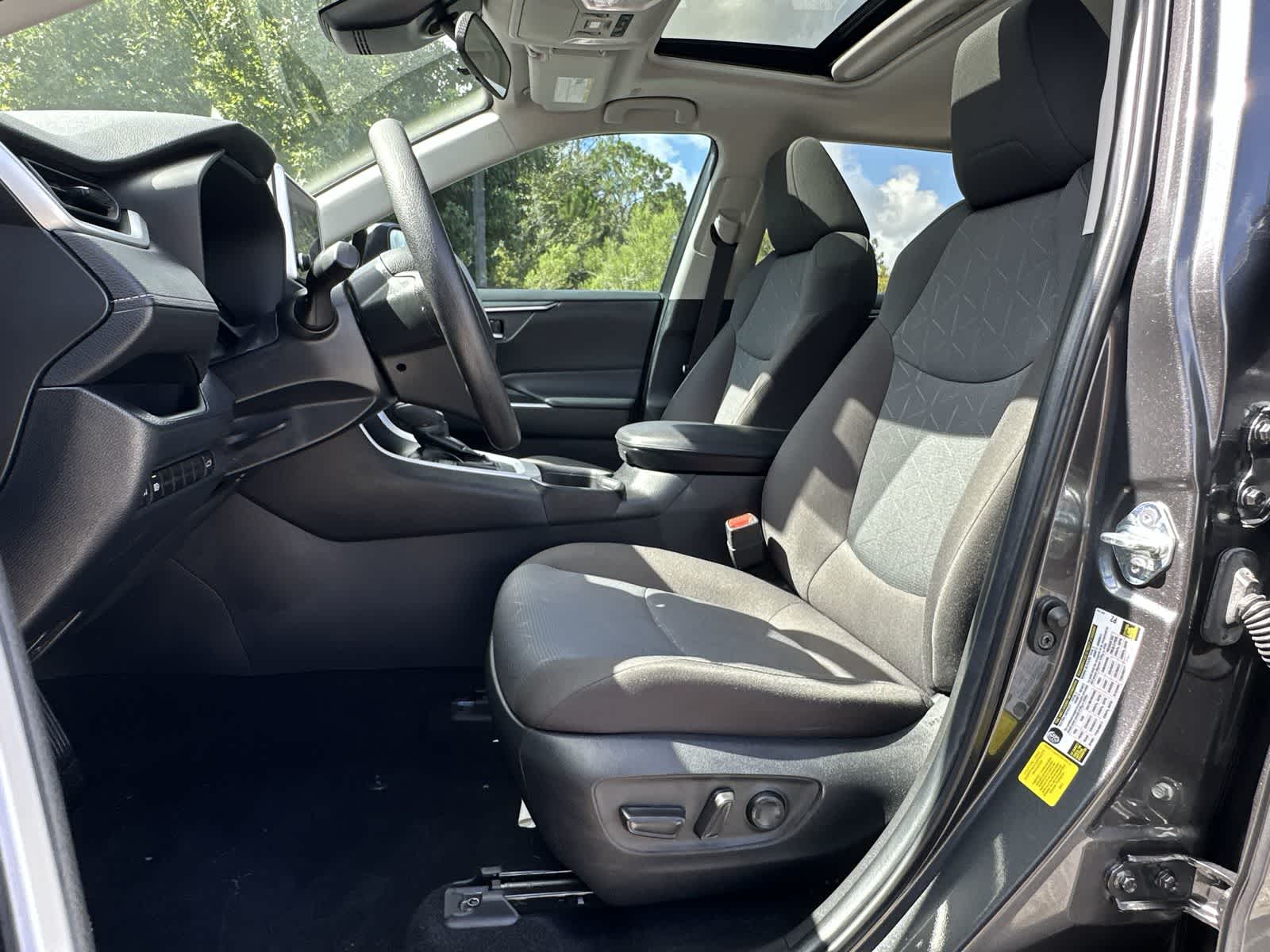 Thumbnail: 2023 Toyota RAV4 - 10