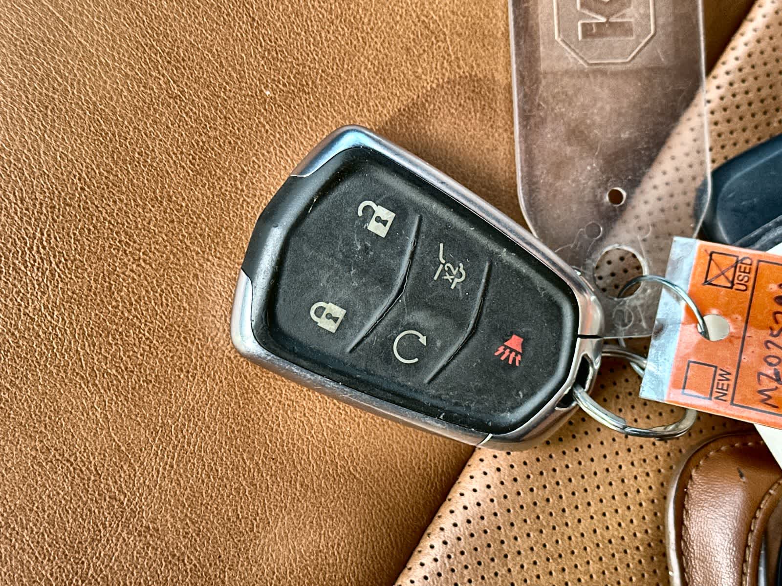 Thumbnail: 2019 Cadillac XT4 - 21