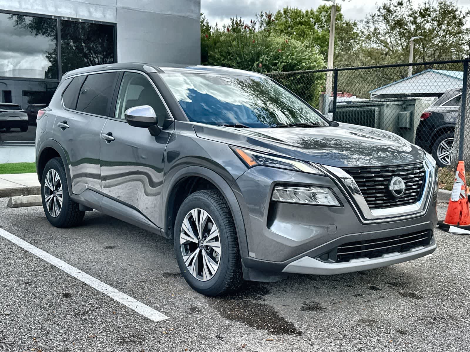 Thumbnail: 2023 Nissan Rogue - 10