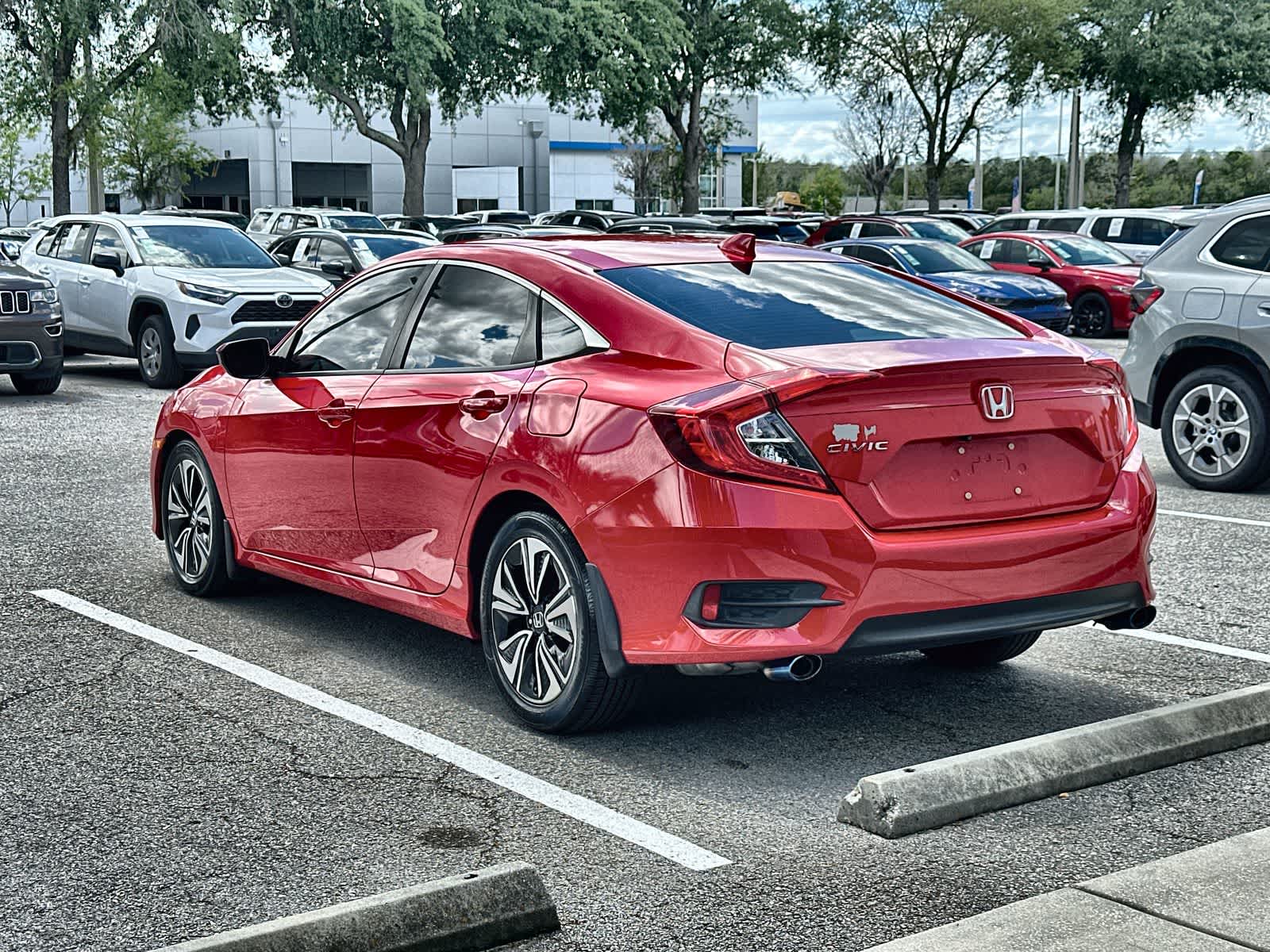 Thumbnail: 2018 Honda Civic - 6