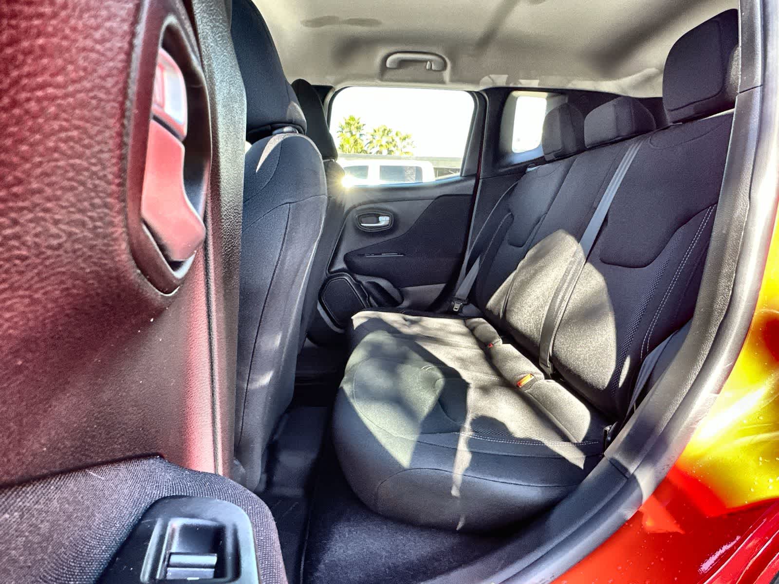 Thumbnail: 2020 Jeep Renegade - 4