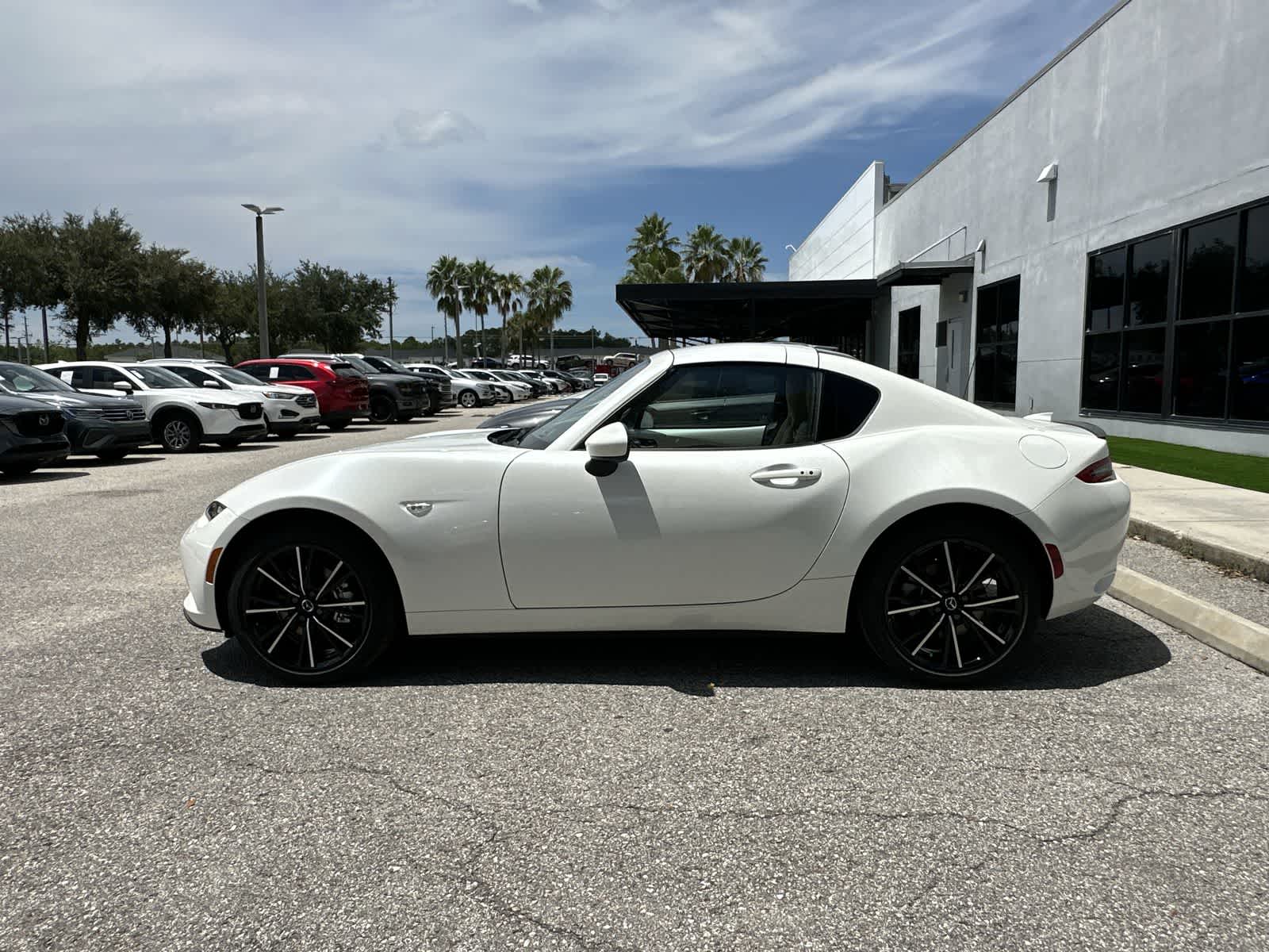 Thumbnail: 2025 Mazda MX-5 Miata - 3