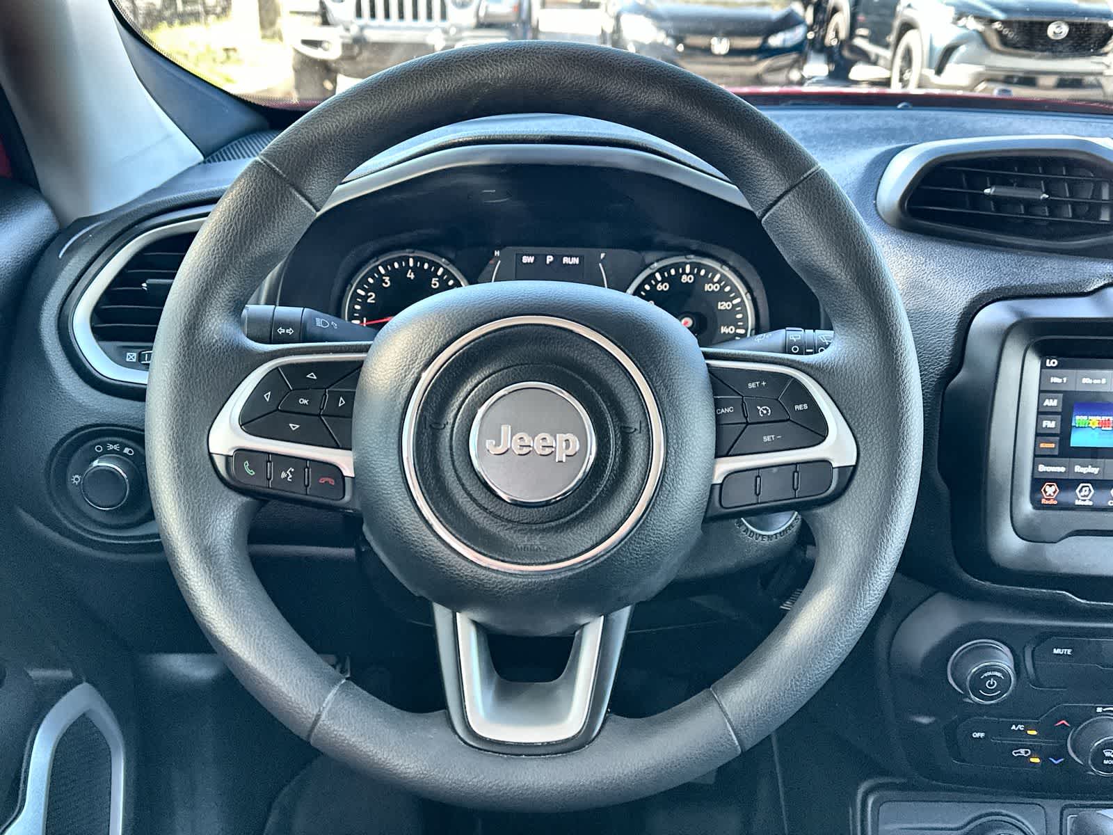 Thumbnail: 2020 Jeep Renegade - 21