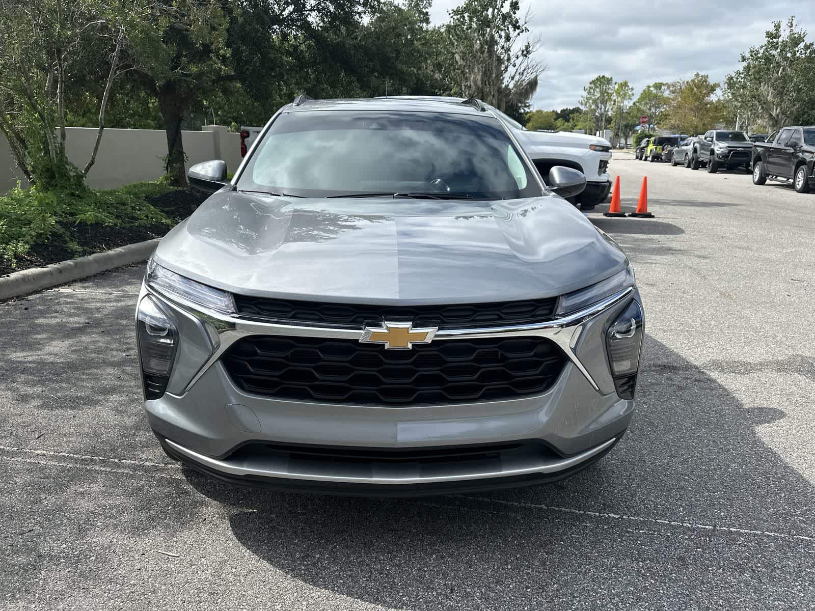 Thumbnail: 2025 Chevrolet Trax - 6