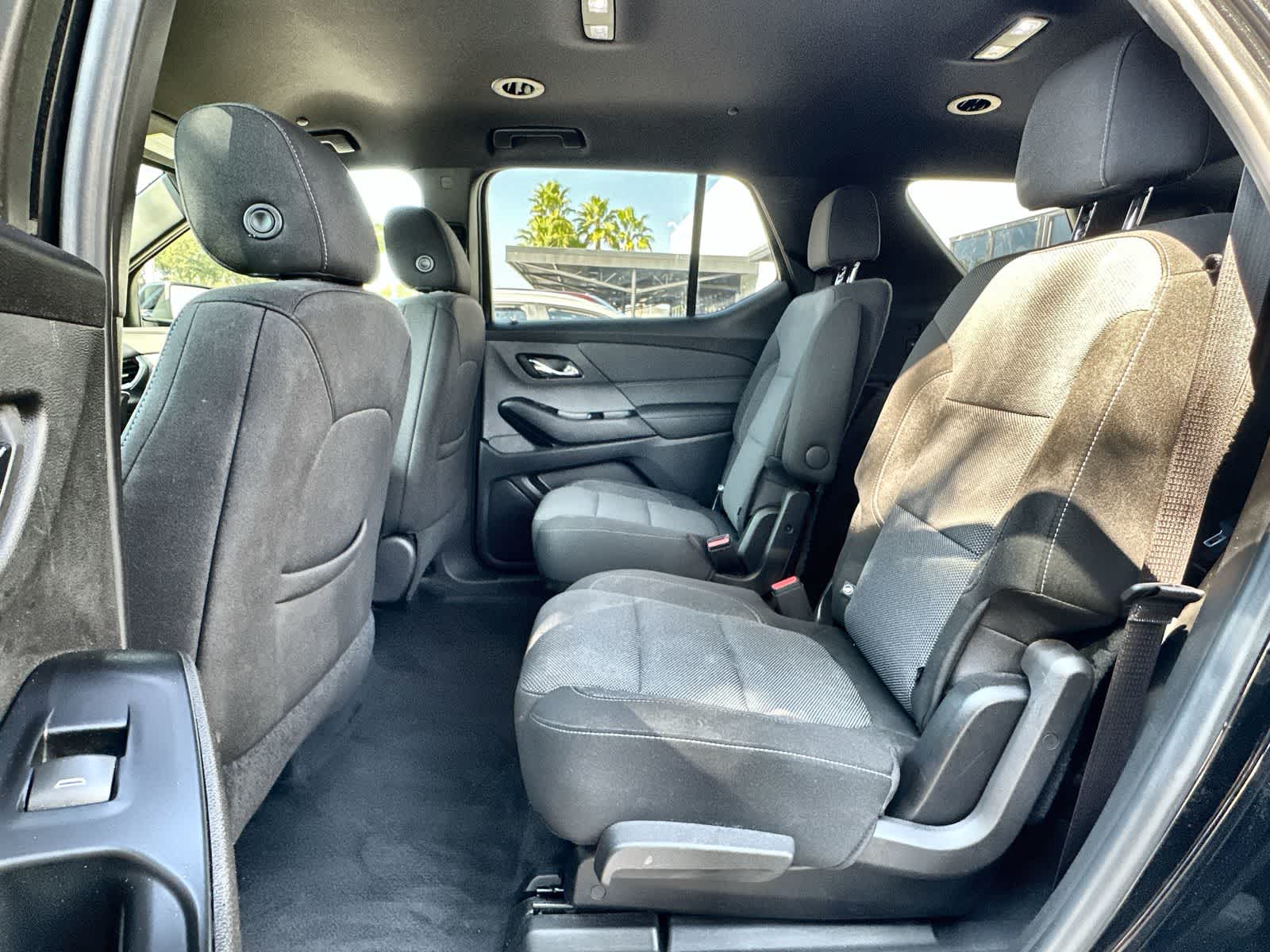 Thumbnail: 2022 Chevrolet Traverse - 13