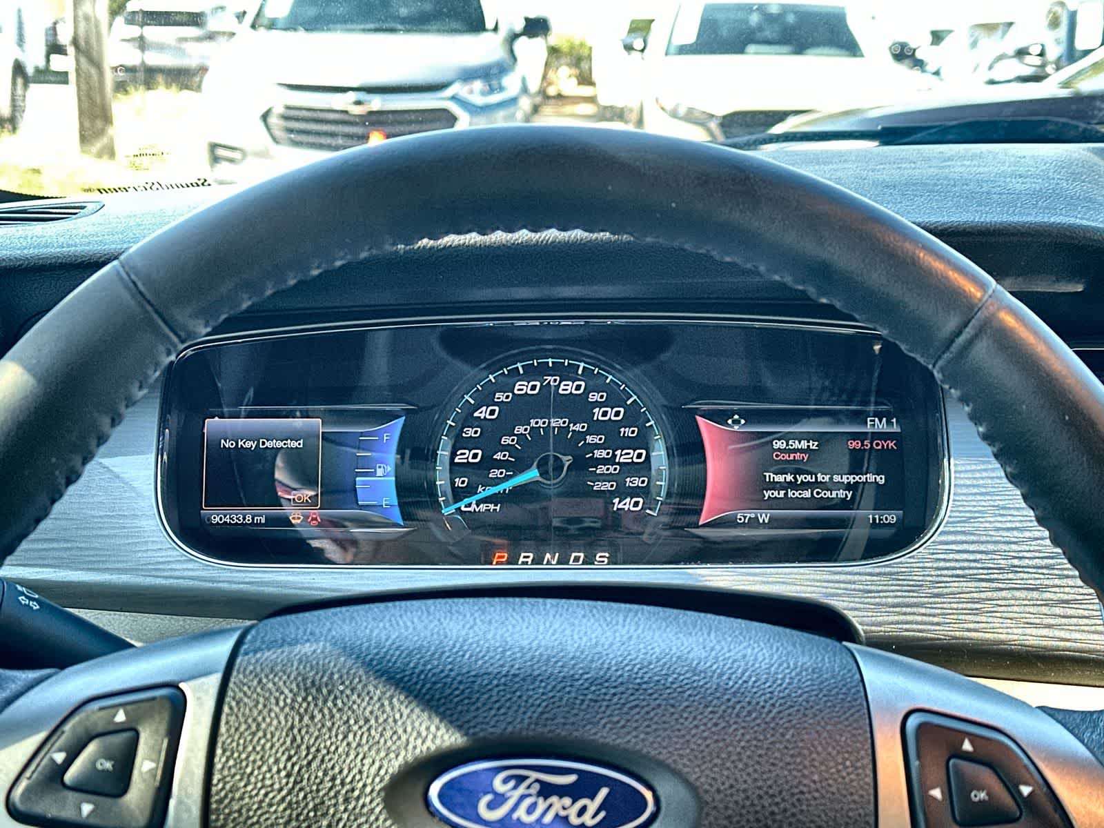 Thumbnail: 2015 Ford Taurus - 24