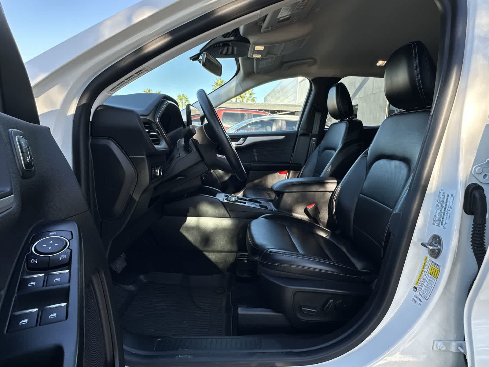 Thumbnail: 2023 Ford Escape - 2