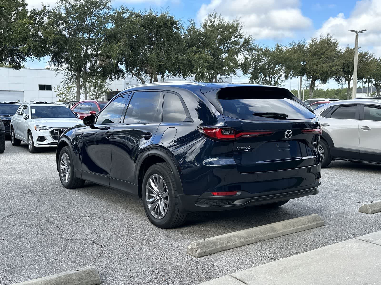 Thumbnail: 2024 Mazda CX-90 - 4