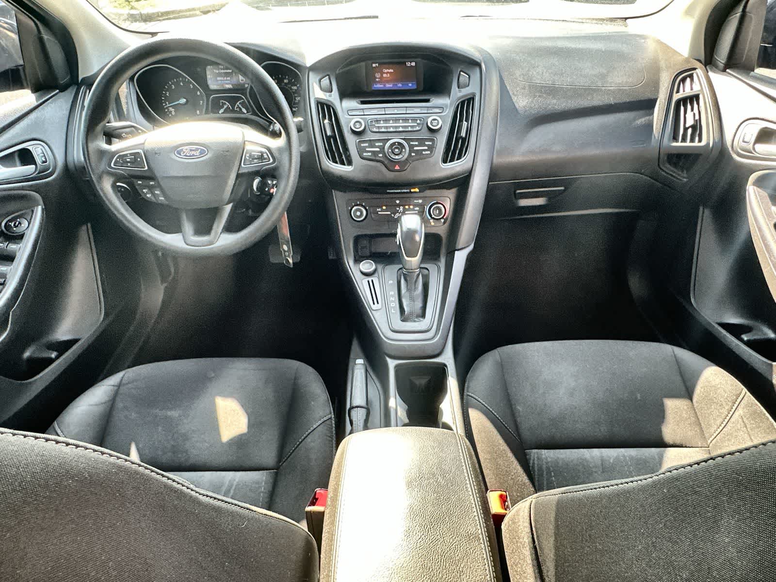 Thumbnail: 2016 Ford Focus - 10