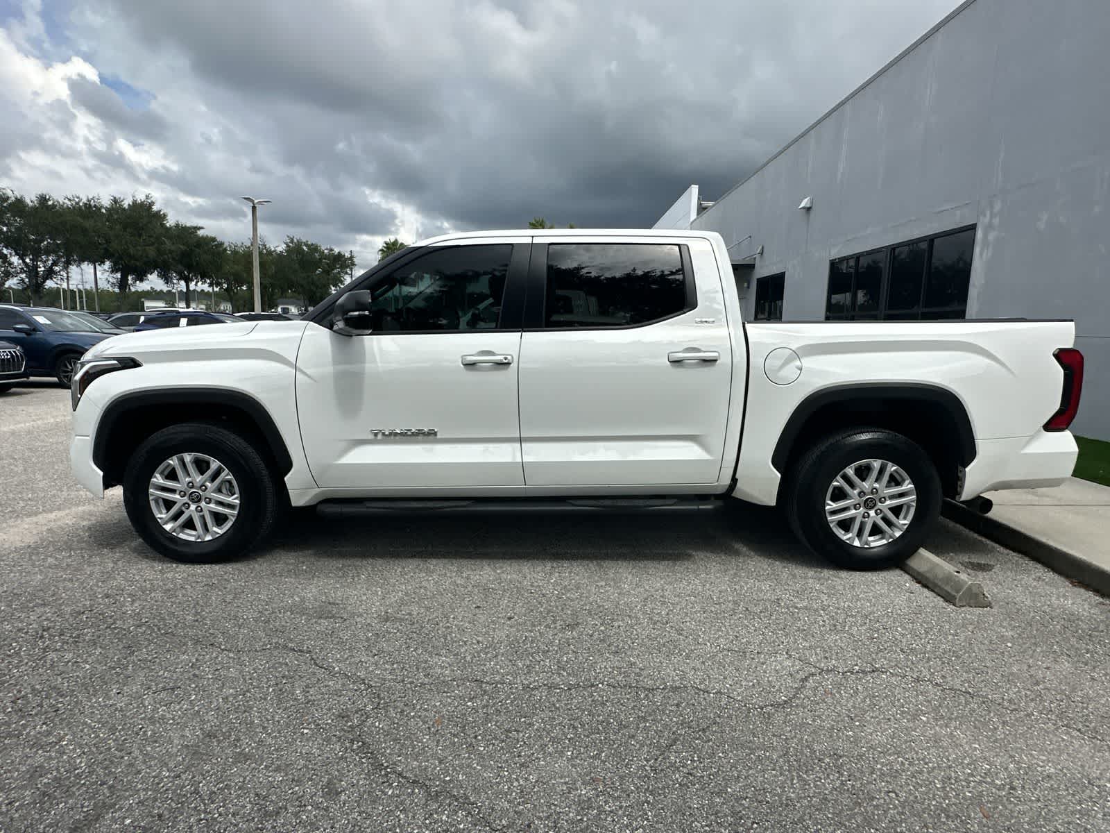 Thumbnail: 2024 Toyota Tundra - 3
