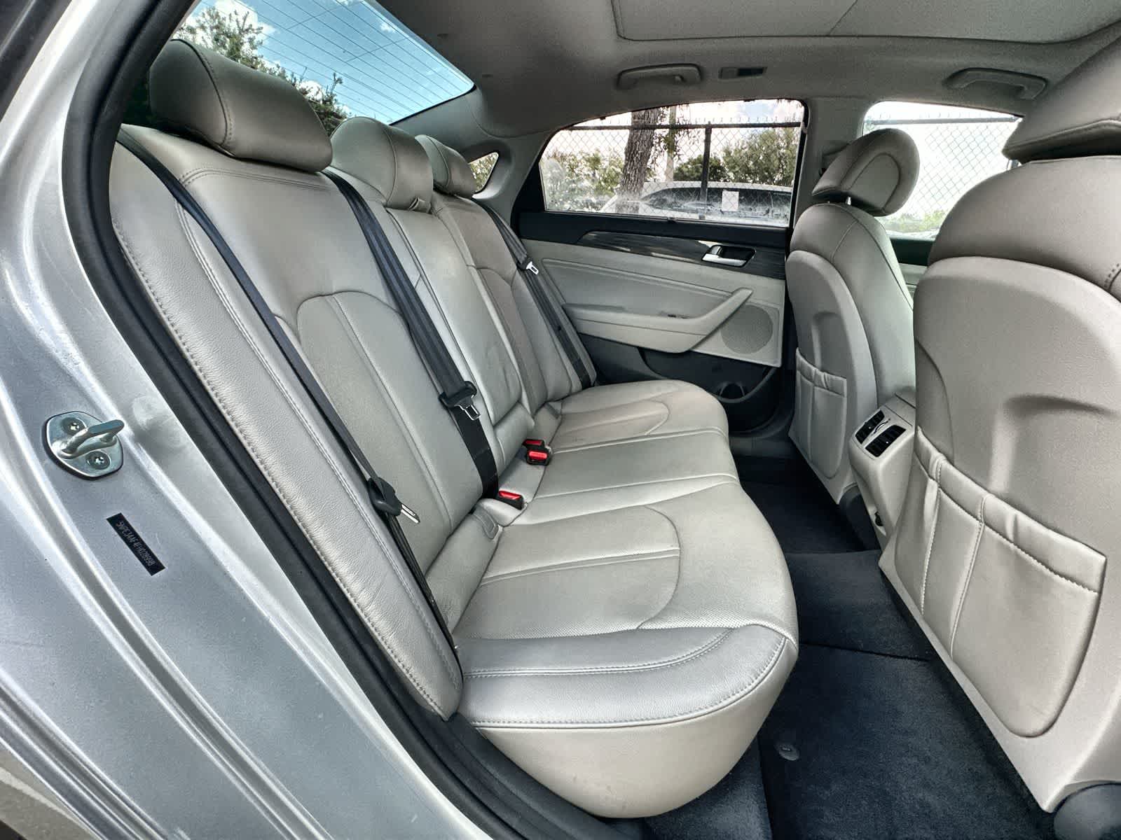 Thumbnail: 2015 Hyundai Sonata - 19