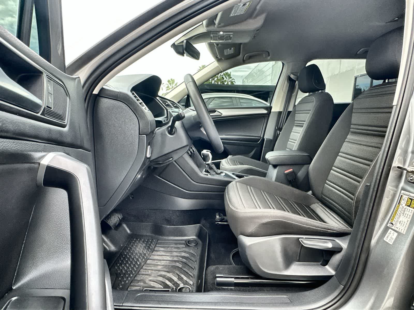 Thumbnail: 2024 Volkswagen Tiguan - 2