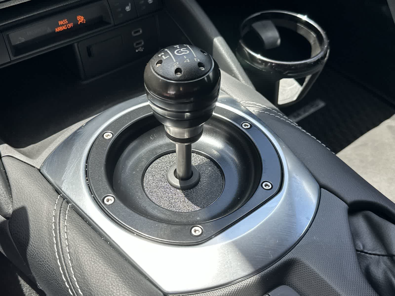 Thumbnail: 2025 Mazda MX-5 Miata - 19