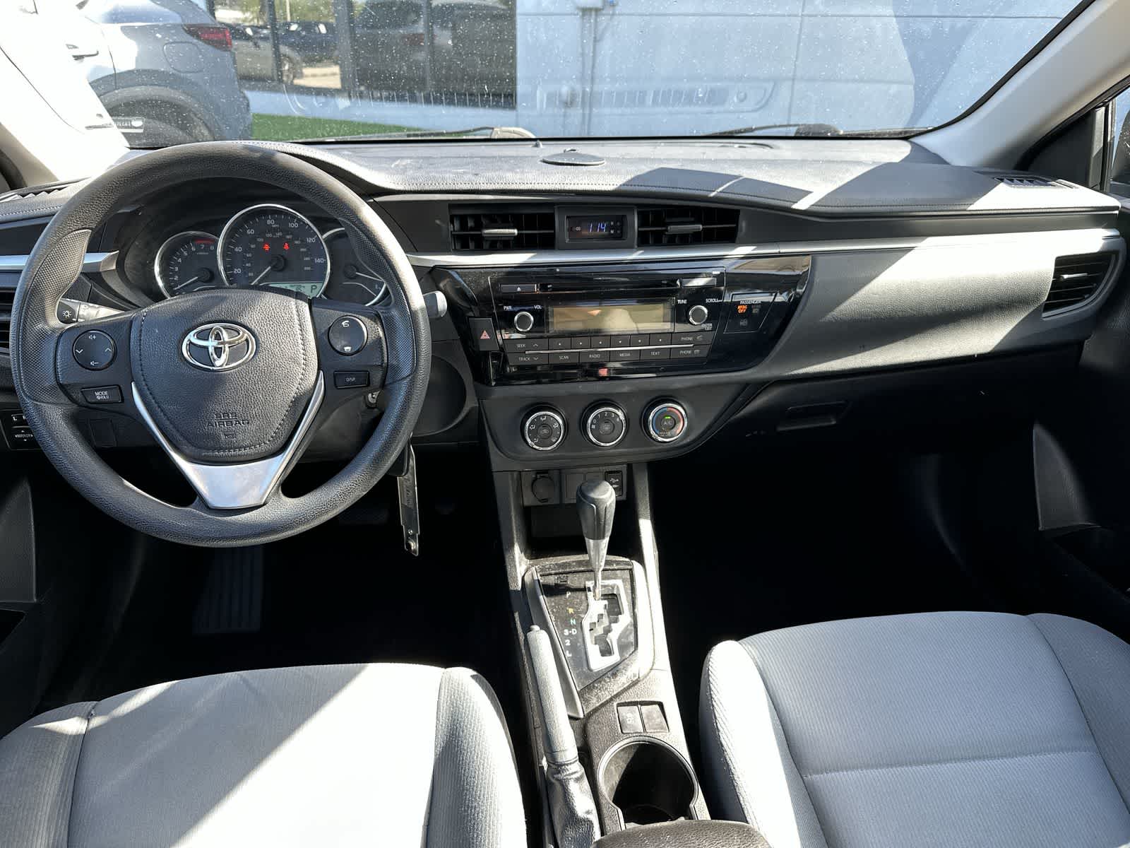 Thumbnail: 2014 Toyota Corolla - 10