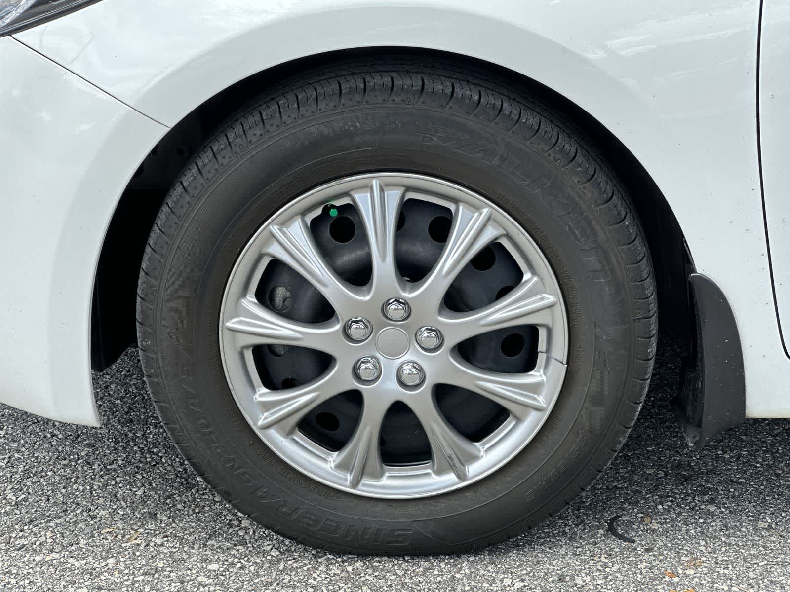 Thumbnail: 2016 Kia Forte - 8