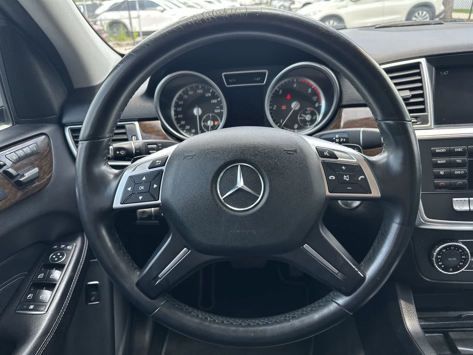Thumbnail: 2014 Mercedes-Benz M-Class - 15