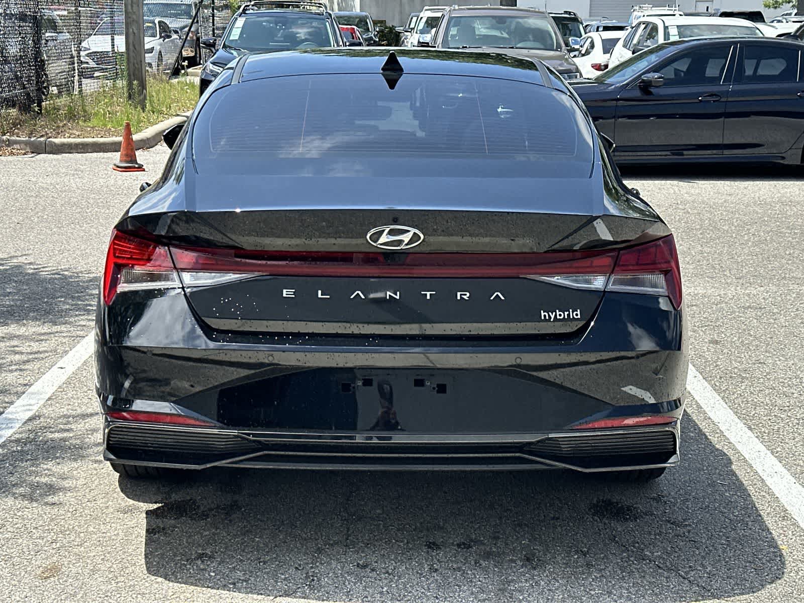 Thumbnail: 2023 Hyundai Elantra - 5