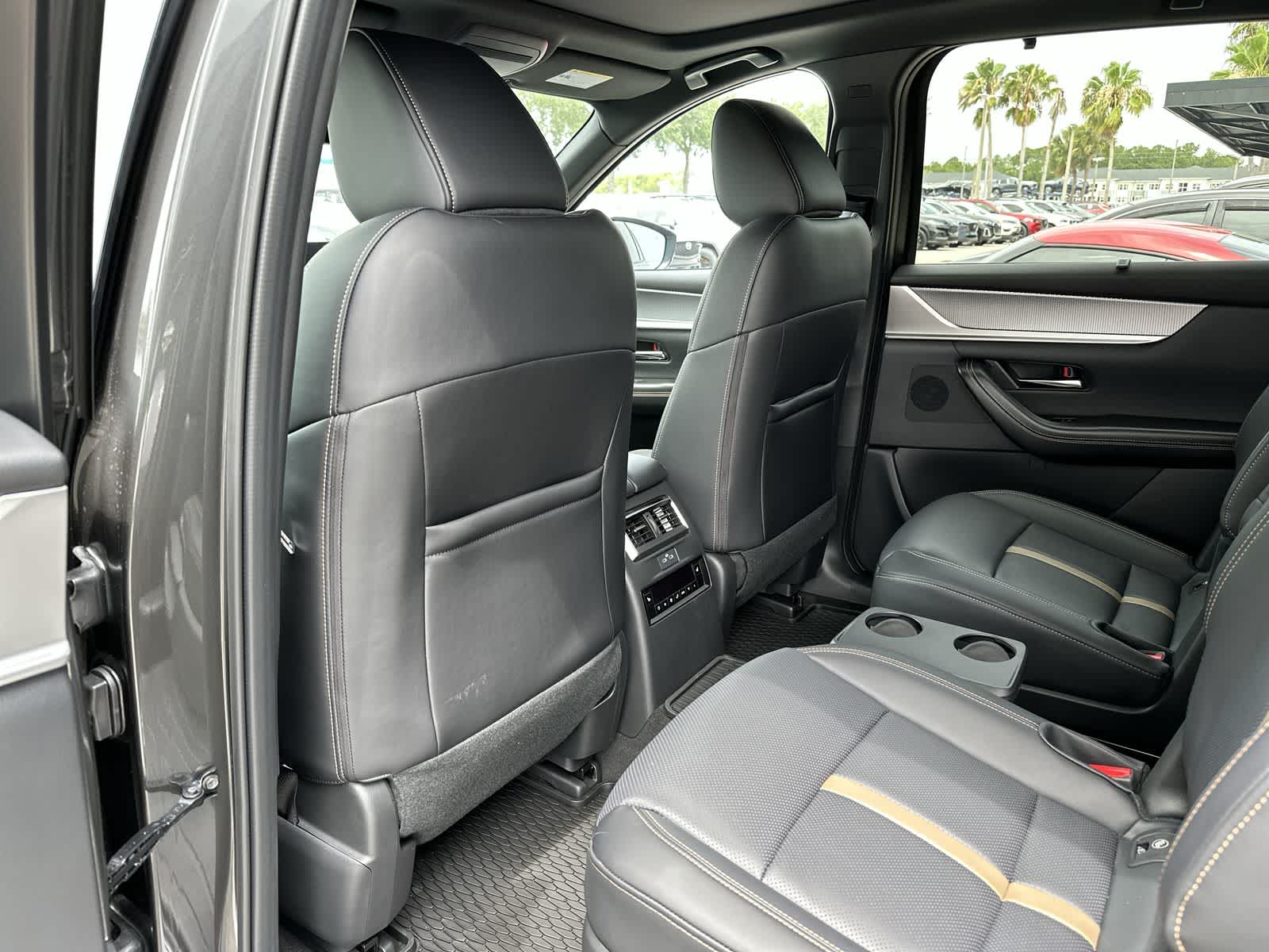 Thumbnail: 2026 Mazda CX-90 - 18