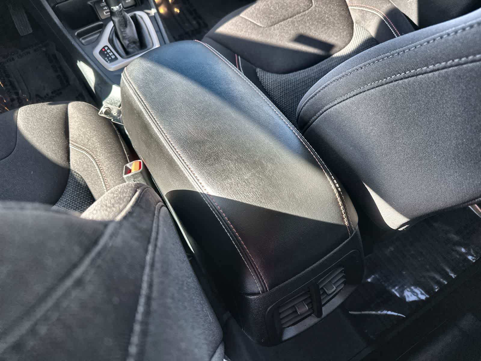 Thumbnail: 2016 Jeep Cherokee - 22