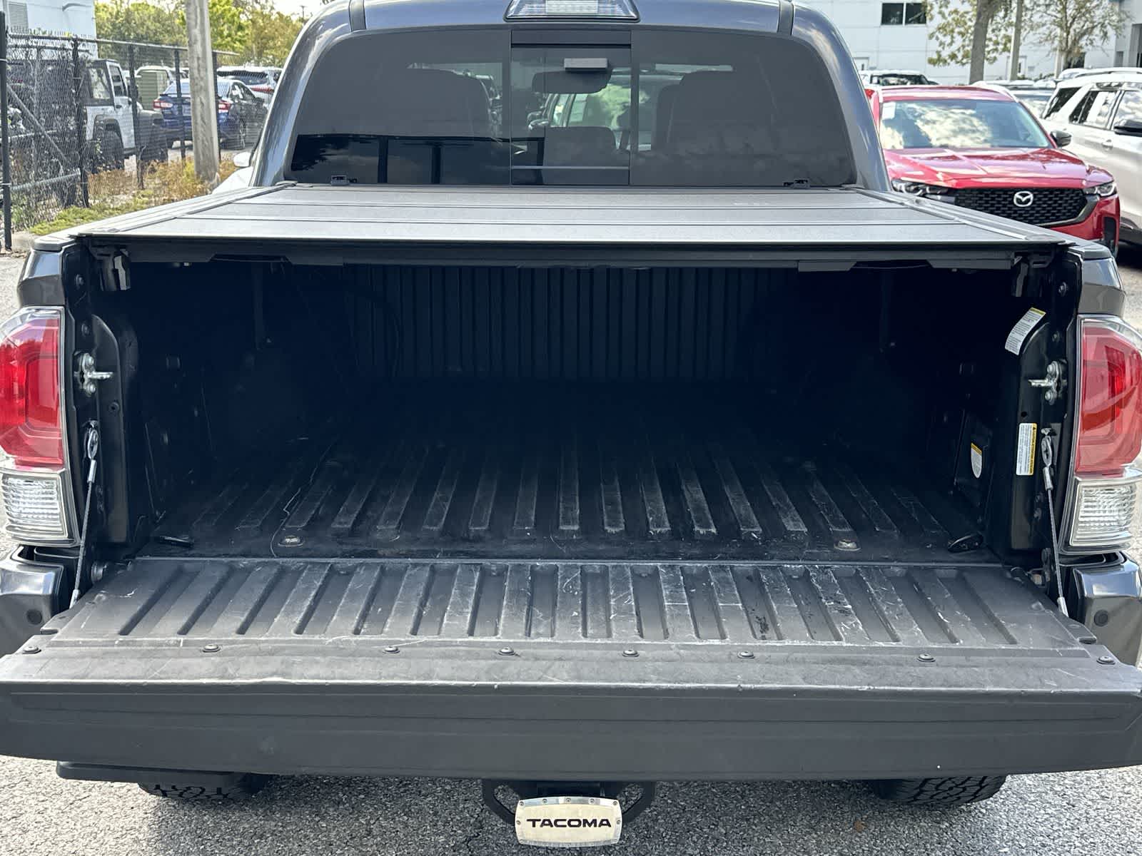 Thumbnail: 2018 Toyota Tacoma - 19