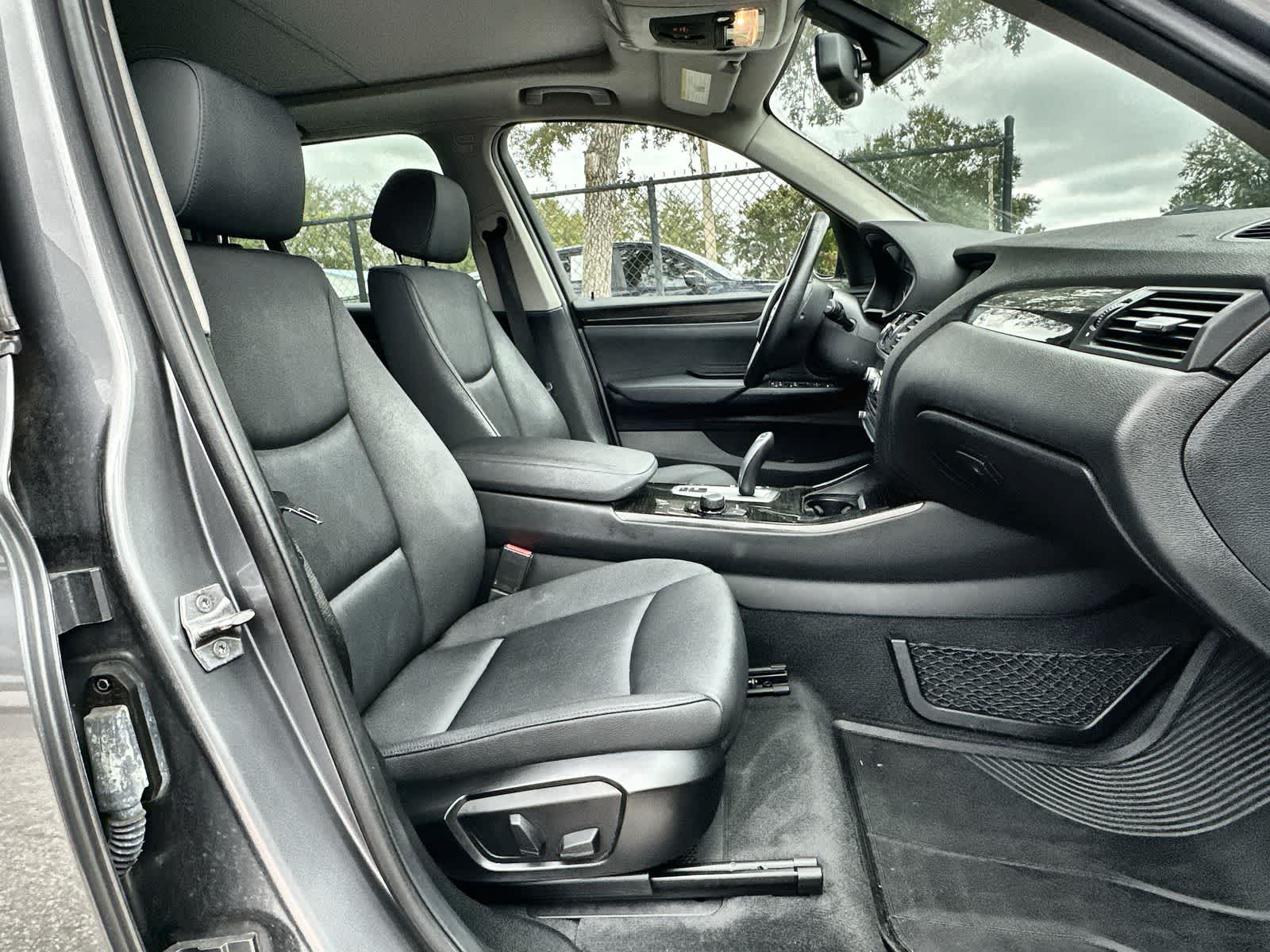 Thumbnail: 2017 BMW X3 - 14