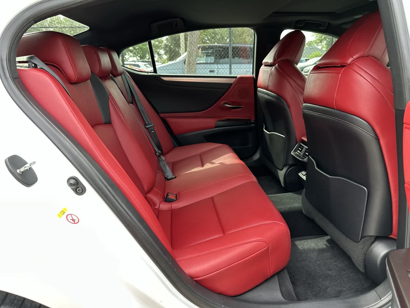 Thumbnail: 2019 Lexus ES - 19