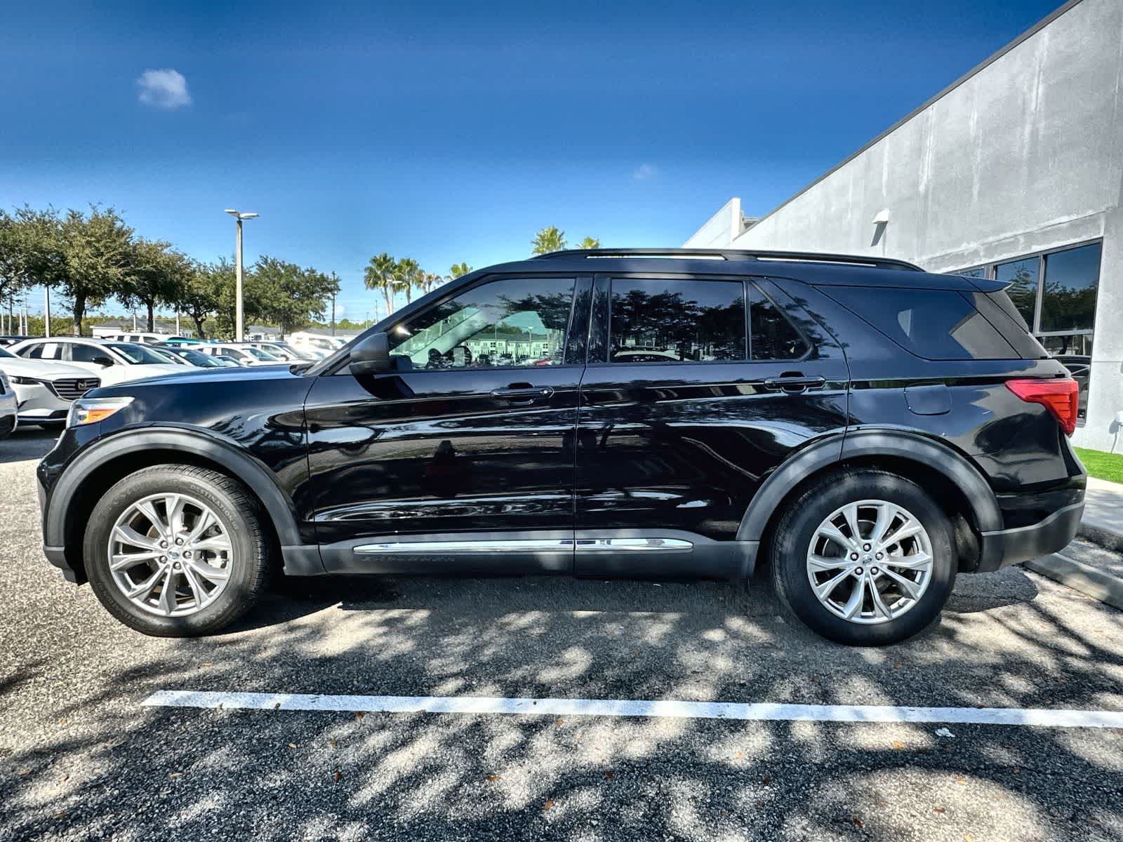 Thumbnail: 2021 Ford Explorer - 3