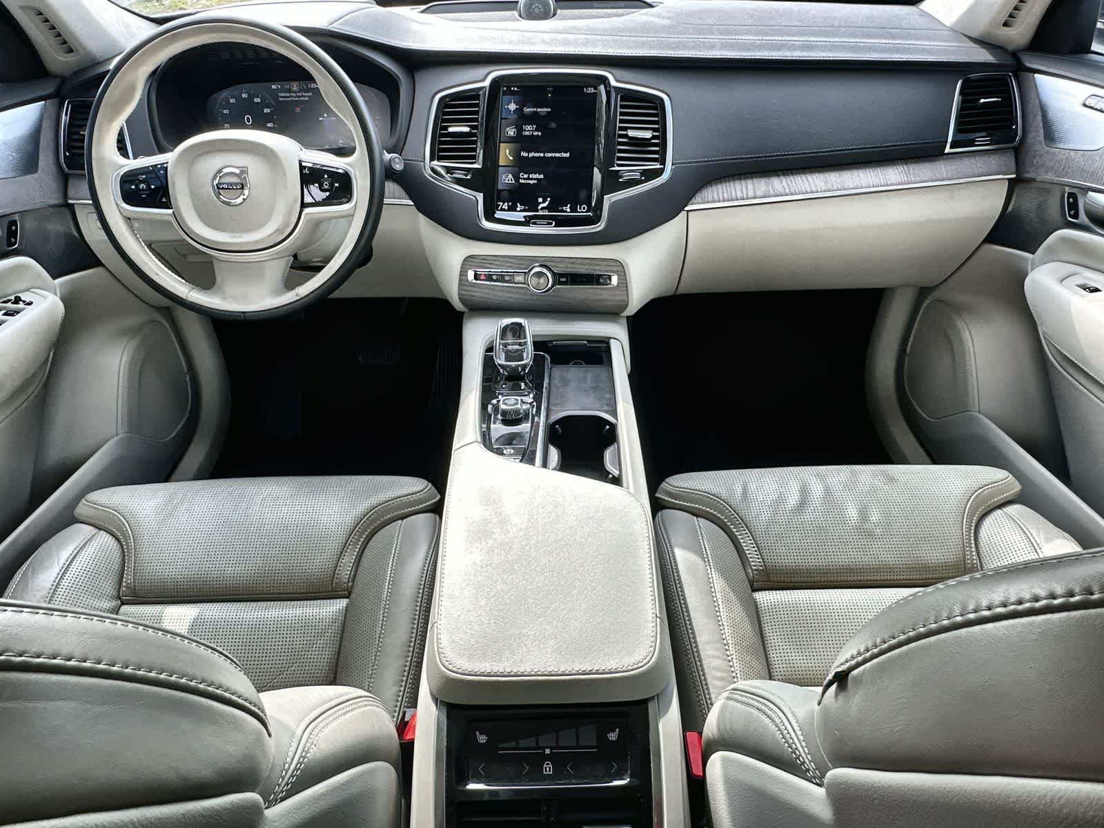 Thumbnail: 2022 Volvo XC90 - 10