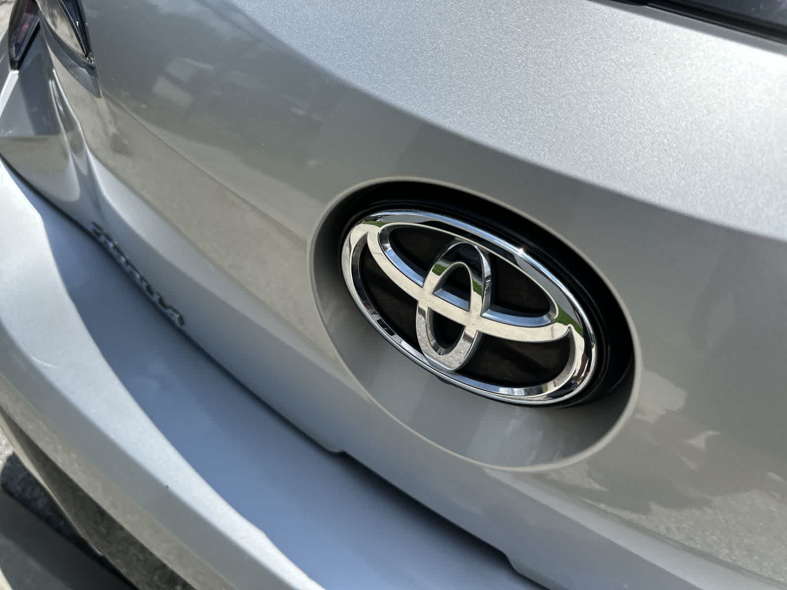 Thumbnail: 2022 Toyota Corolla - 15