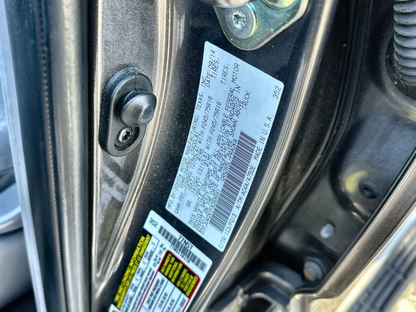 Thumbnail: 2015 Toyota Tacoma - 21