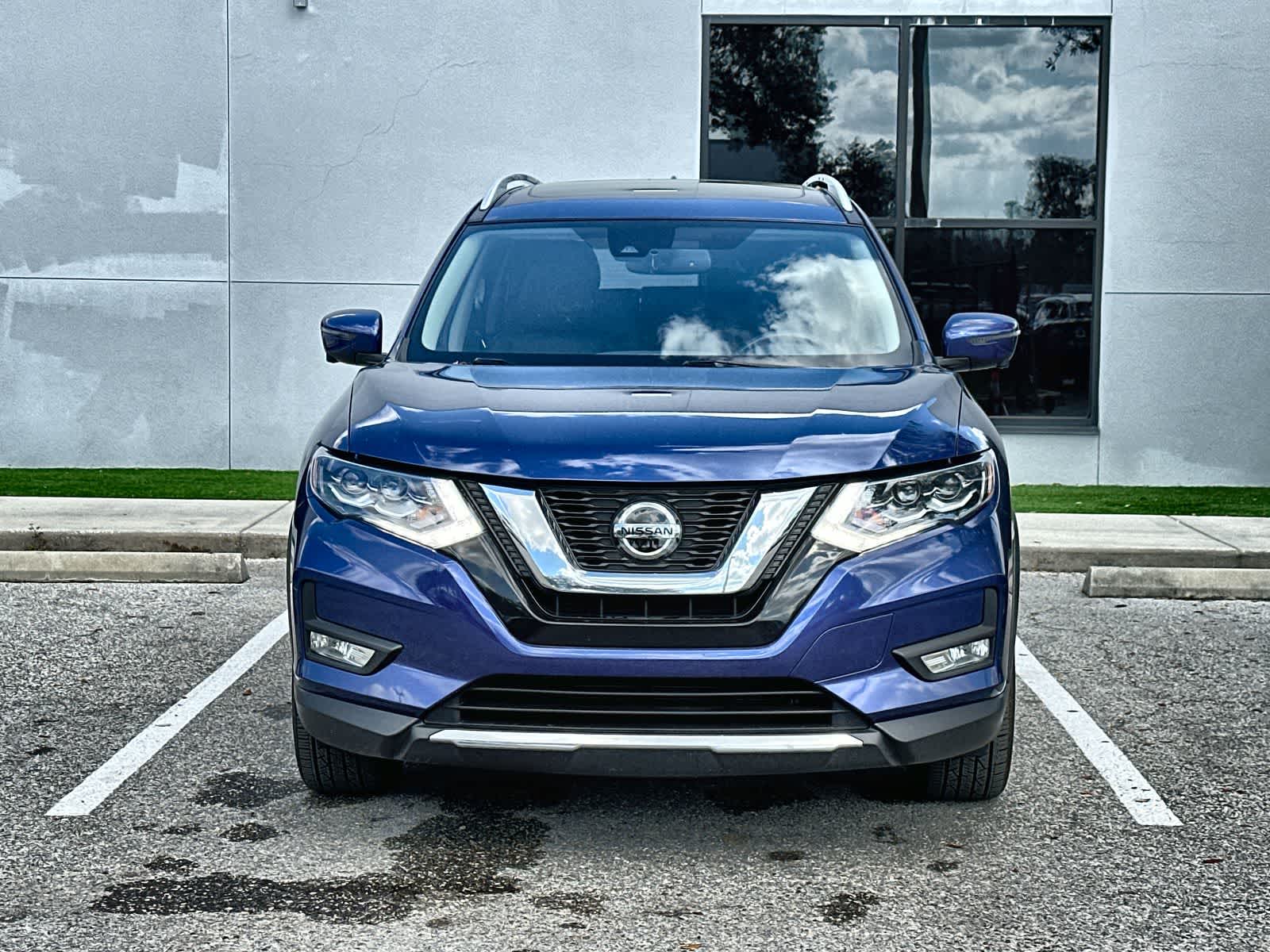 Thumbnail: 2018 Nissan Rogue - 12