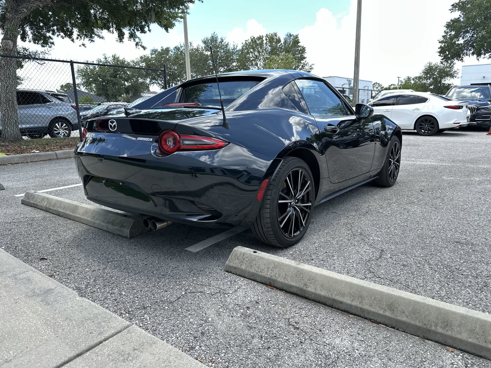 Thumbnail: 2025 Mazda MX-5 Miata - 7