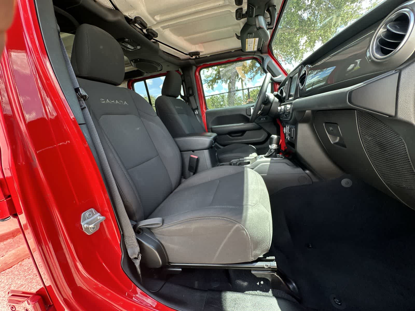 Thumbnail: 2023 Jeep Wrangler - 14